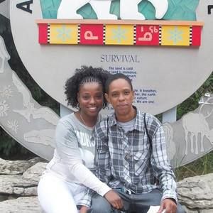 Meet your Posher, Quinice